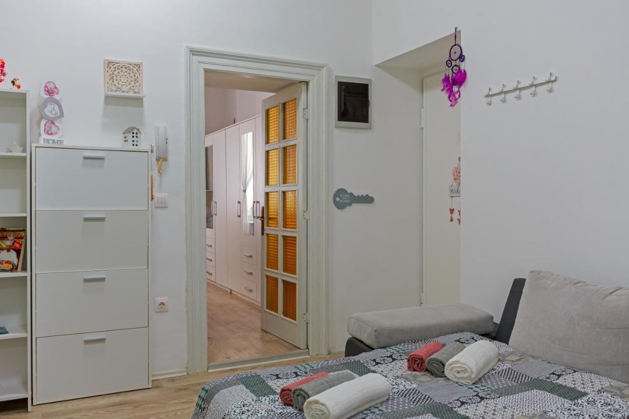 PUY Rich Apartment מראה חיצוני תמונה